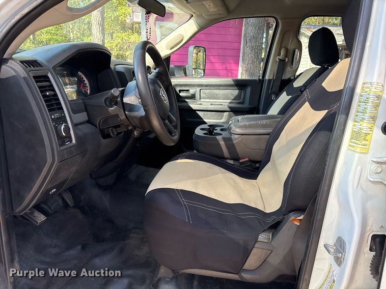 image for item DM1850 2013 Dodge Ram 5500HD Crew Cab utility / service truck