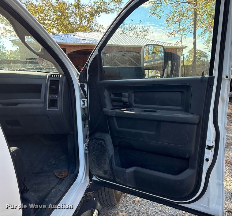 image for item DM1850 2013 Dodge Ram 5500HD Crew Cab utility / service truck