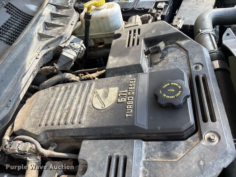 image for item DM1850 2013 Dodge Ram 5500HD Crew Cab utility / service truck