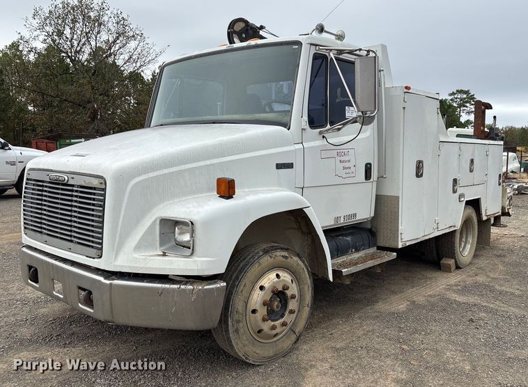 image for item DM1854 2002 Freightliner  F50 utility / service truck