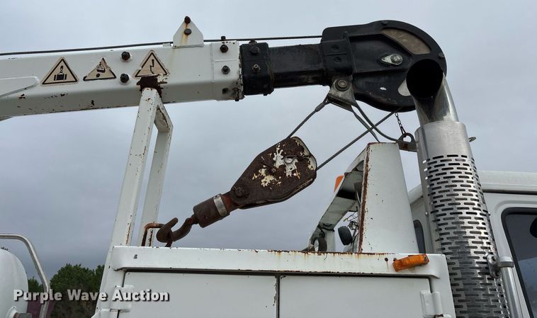 image for item DM1854 2002 Freightliner  F50 utility / service truck