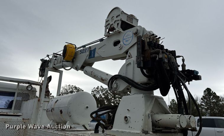 image for item DM1854 2002 Freightliner  F50 utility / service truck