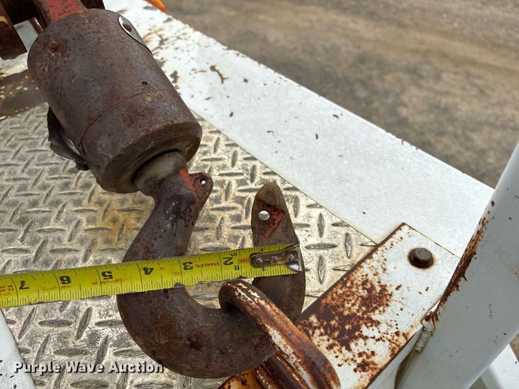 image for item DM1854 2002 Freightliner  F50 utility / service truck