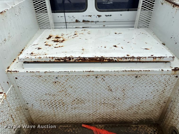 image for item DM1854 2002 Freightliner  F50 utility / service truck