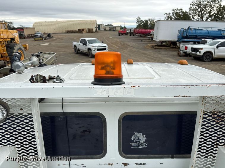 image for item DM1854 2002 Freightliner  F50 utility / service truck