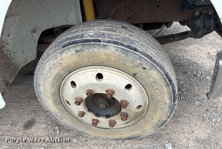 image for item DM1854 2002 Freightliner  F50 utility / service truck