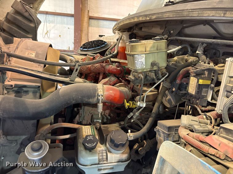 image for item DM1865 2016 Freightliner Business Class M2 106 flatbed truck