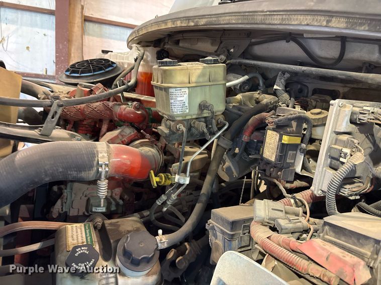 image for item DM1865 2016 Freightliner Business Class M2 106 flatbed truck