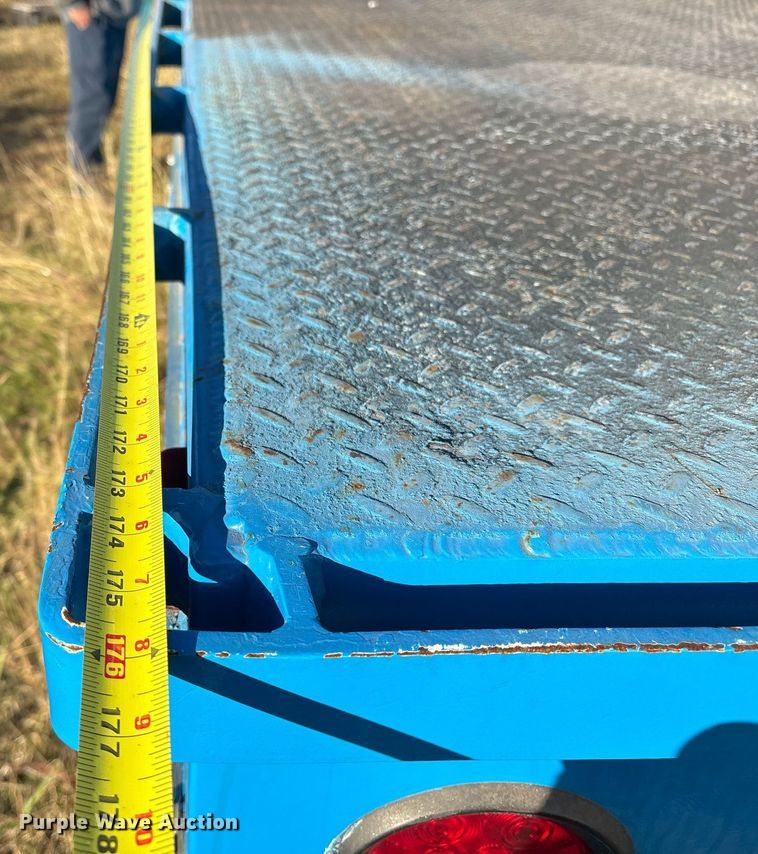 image for item DM1866 2014 Freightliner Business Class M2 106 flatbed truck