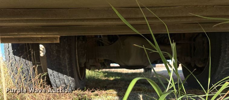 image for item DM1866 2014 Freightliner Business Class M2 106 flatbed truck