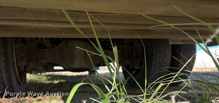 image for item DM1866 2014 Freightliner Business Class M2 106 flatbed truck