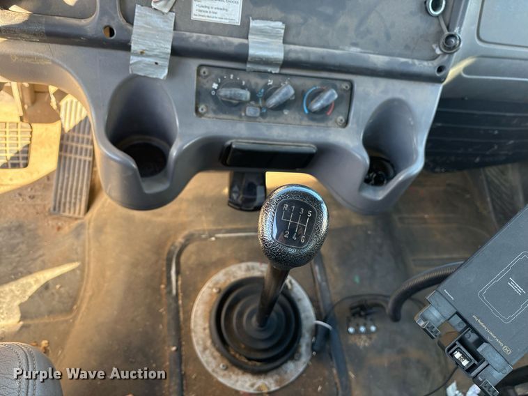 image for item DM1866 2014 Freightliner Business Class M2 106 flatbed truck