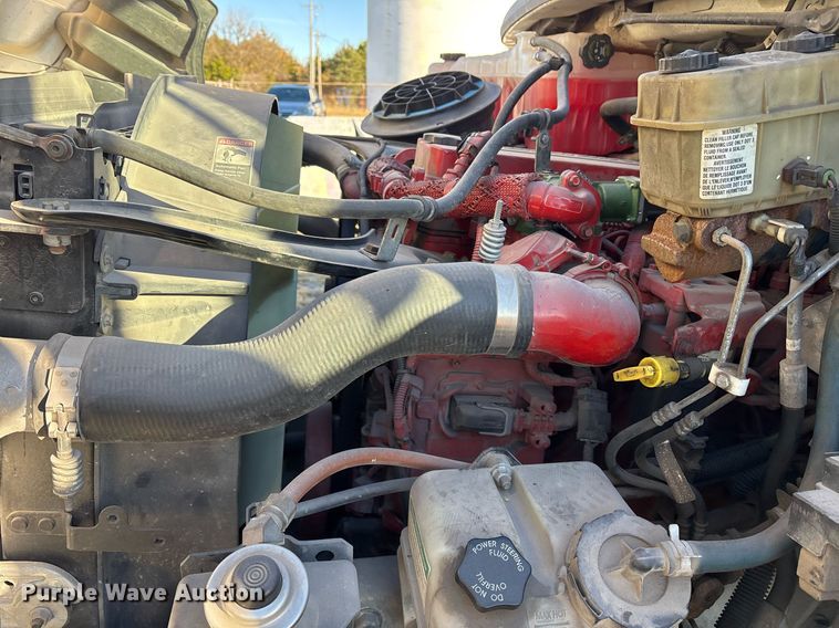 image for item DM1866 2014 Freightliner Business Class M2 106 flatbed truck