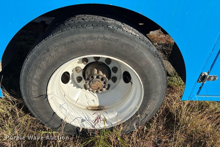 image for item DM1866 2014 Freightliner Business Class M2 106 flatbed truck