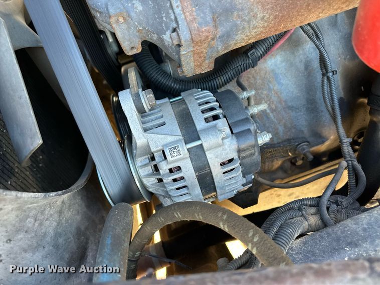 image for item DM2735 2000 Mack CX6 semi truck