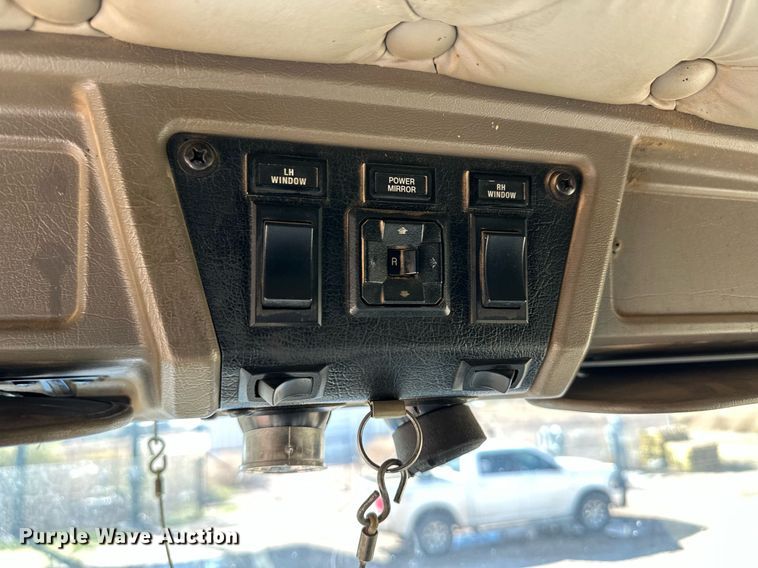 image for item DM2736 2005 Kenworth T600 semi truck