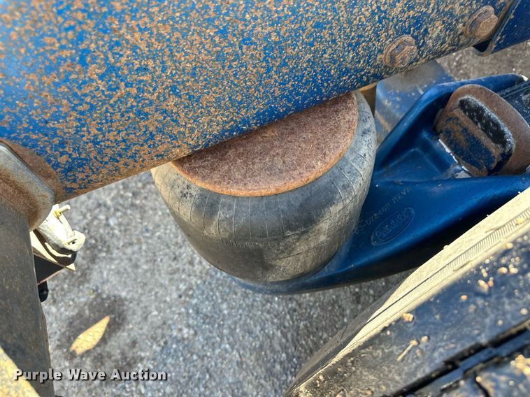 image for item DM2737 1997 Peterbilt 379 semi truck