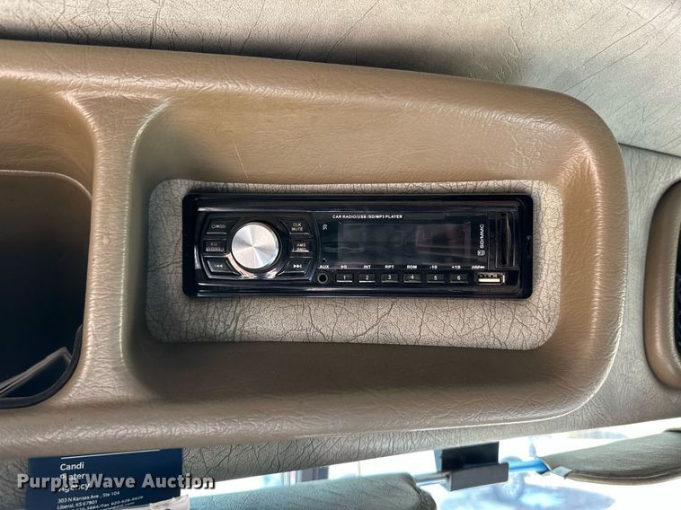 image for item DM2737 1997 Peterbilt 379 semi truck