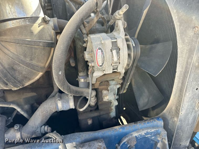 image for item DM2737 1997 Peterbilt 379 semi truck