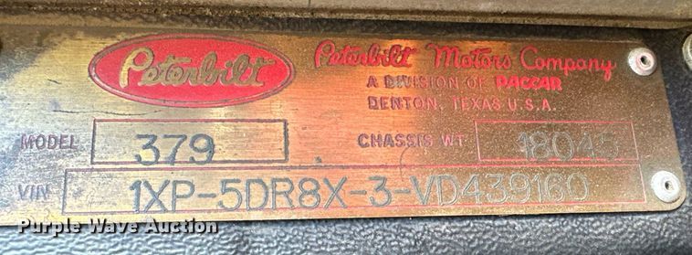 image for item DM2739 1997 Peterbilt 379 semi truck