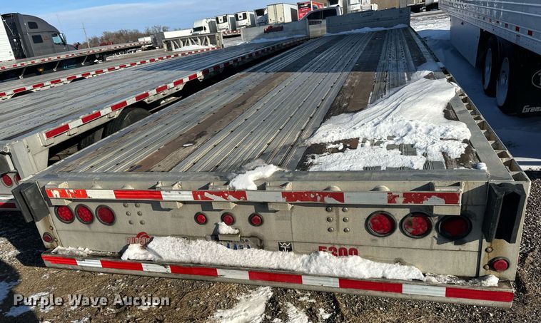 image for item DN0802 2008 Wilson CFD-900 drop deck trailer