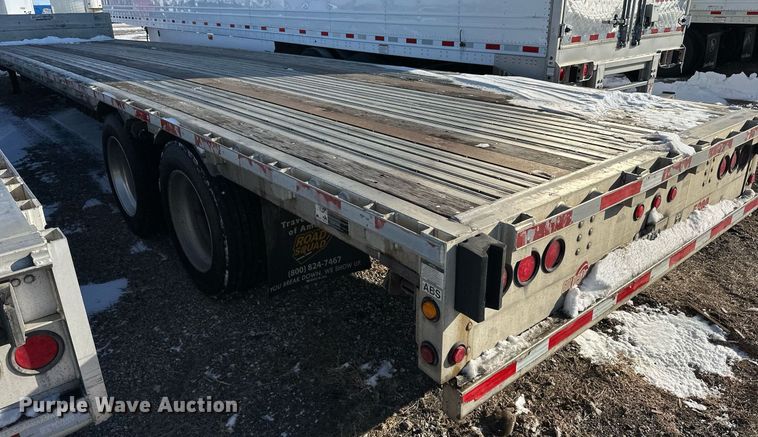 image for item DN0802 2008 Wilson CFD-900 drop deck trailer
