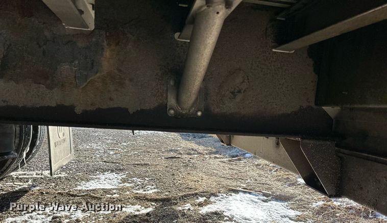 image for item DN0802 2008 Wilson CFD-900 drop deck trailer