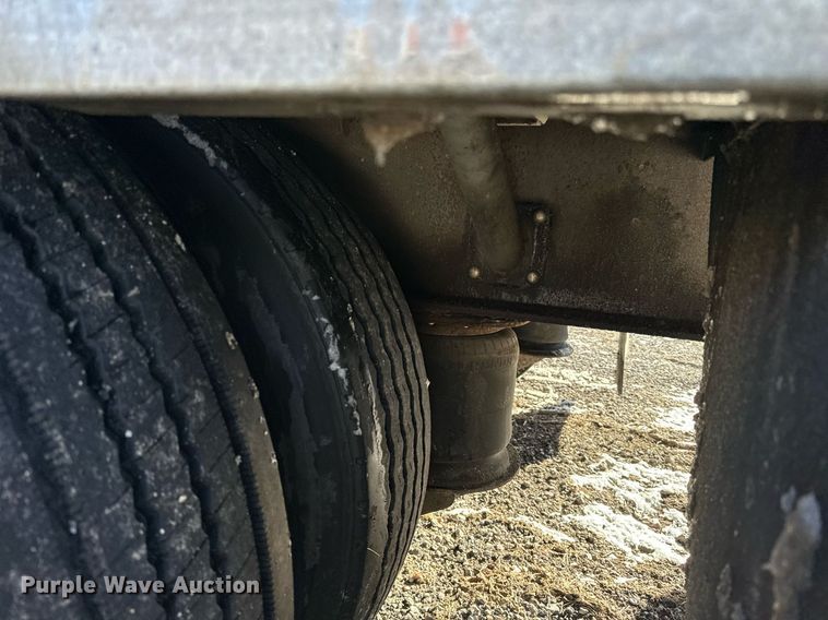 image for item DN0802 2008 Wilson CFD-900 drop deck trailer