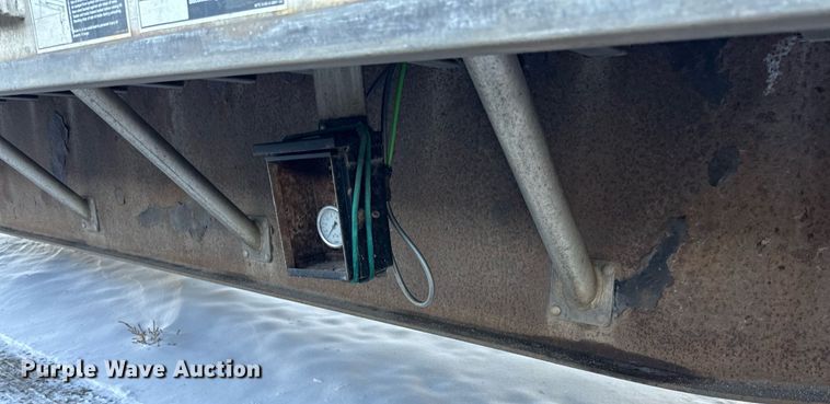 image for item DN0802 2008 Wilson CFD-900 drop deck trailer