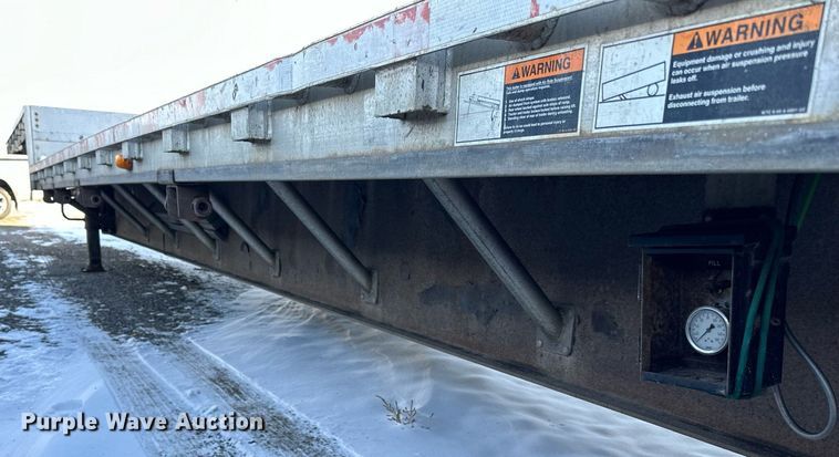 image for item DN0802 2008 Wilson CFD-900 drop deck trailer