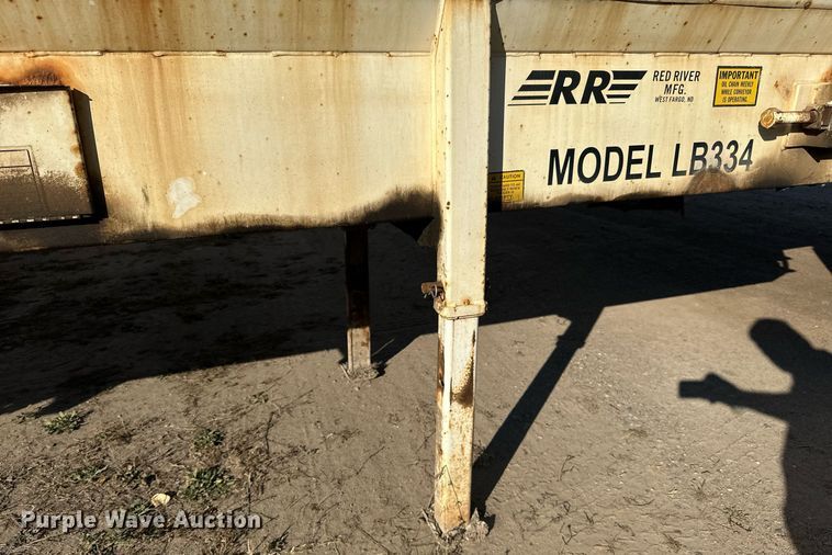 image for item DN0808 1997 Red River MFG LB334 live bottom trailer