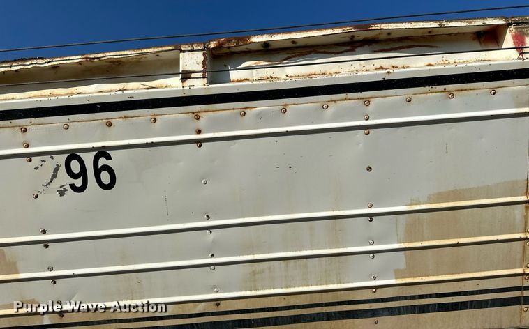 image for item DN0808 1997 Red River MFG LB334 live bottom trailer