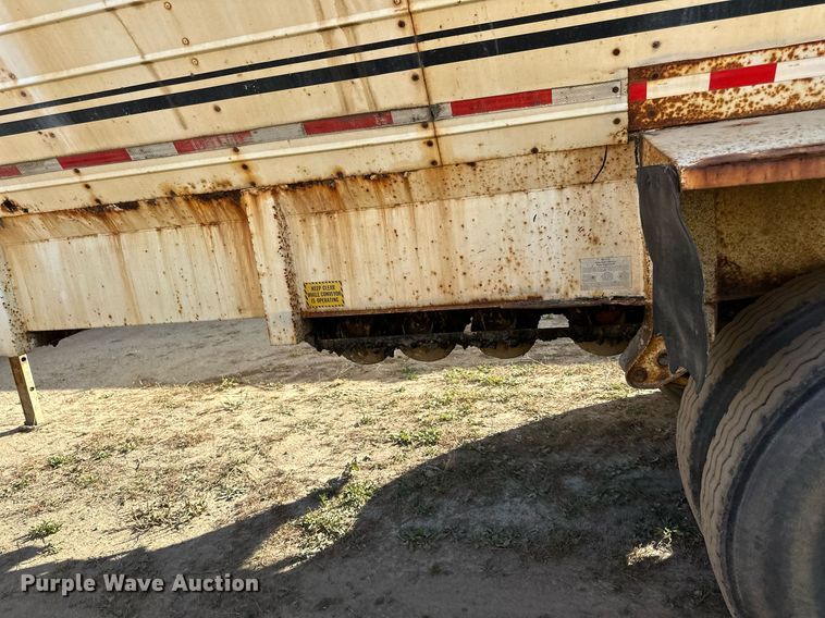 image for item DN0808 1997 Red River MFG LB334 live bottom trailer