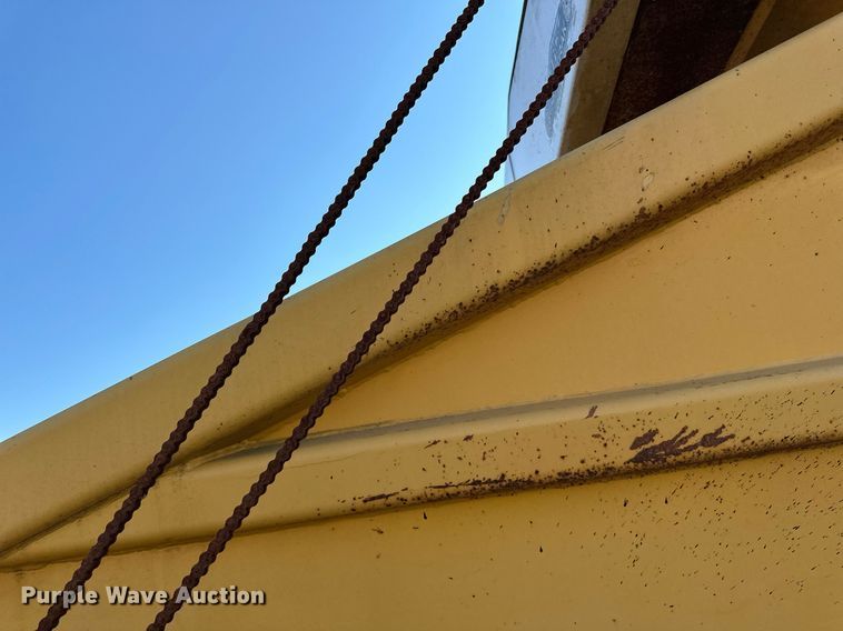 image for item DN0809 1984 Load King  bottom dump trailer