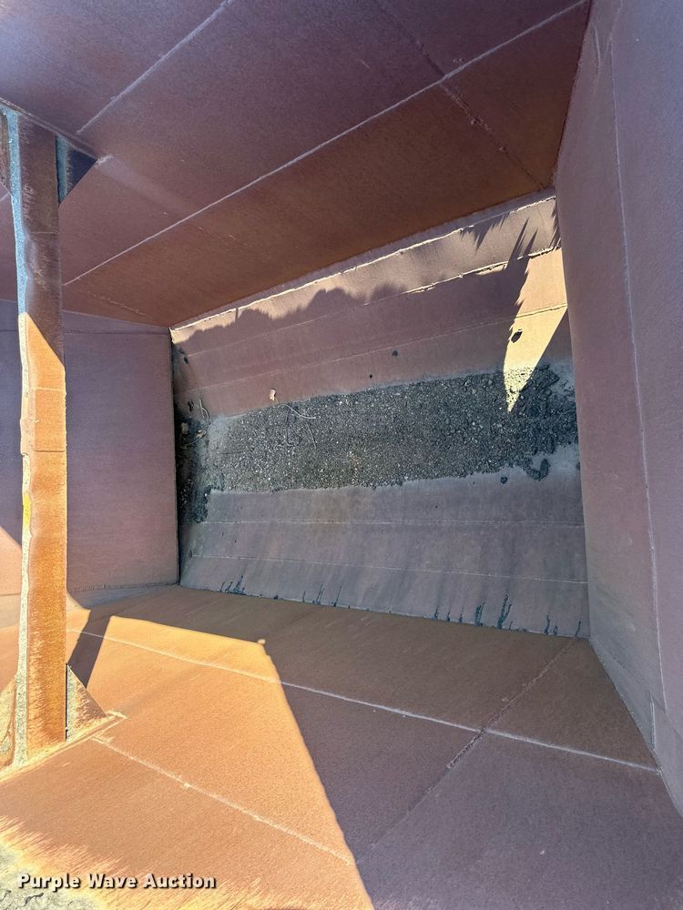 image for item DN0809 1984 Load King  bottom dump trailer