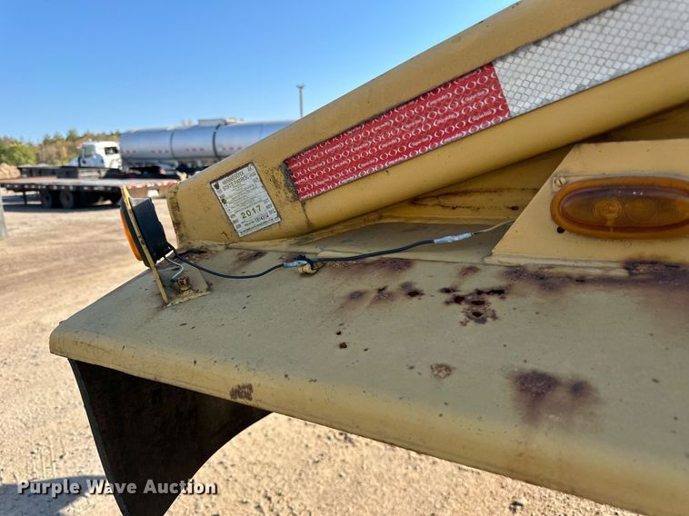 image for item DN0809 1984 Load King  bottom dump trailer