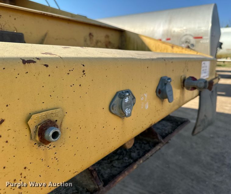 image for item DN0809 1984 Load King  bottom dump trailer