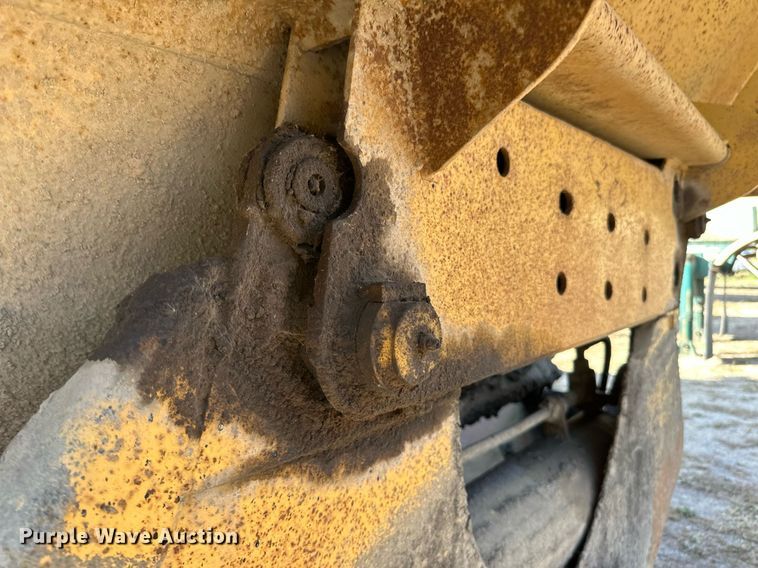 image for item DN0809 1984 Load King  bottom dump trailer