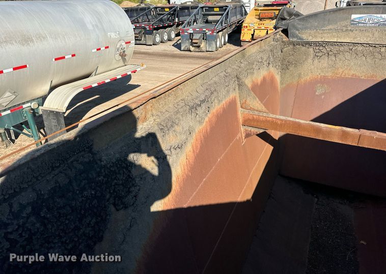 image for item DN0809 1984 Load King  bottom dump trailer