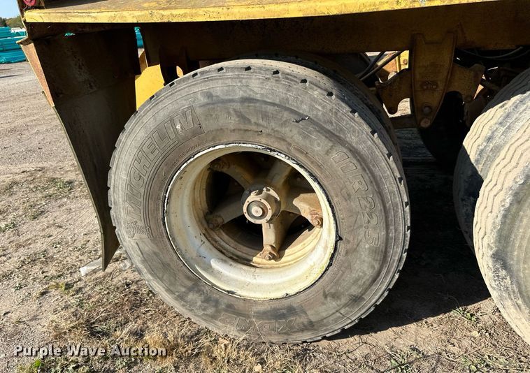 image for item DN0809 1984 Load King  bottom dump trailer