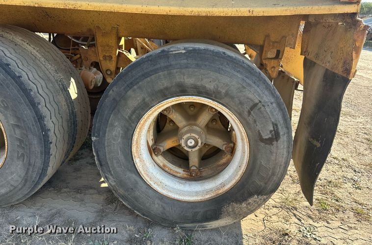 image for item DN0809 1984 Load King  bottom dump trailer