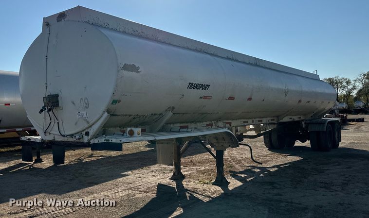 image for item DN0810 1979 Progress Industries  AT-E tank trailer