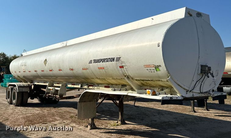 image for item DN0810 1979 Progress Industries  AT-E tank trailer