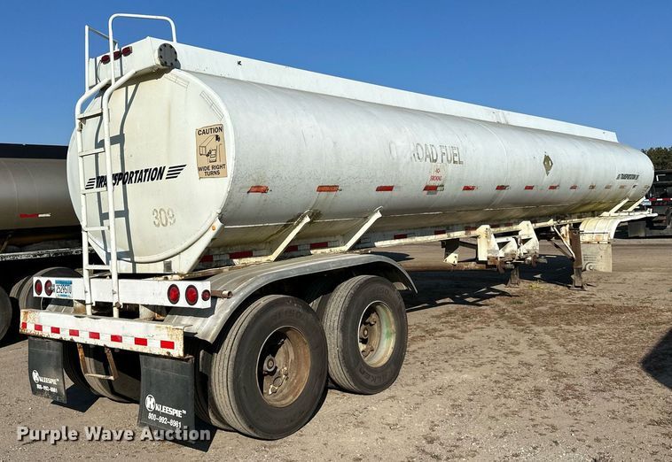 image for item DN0810 1979 Progress Industries  AT-E tank trailer