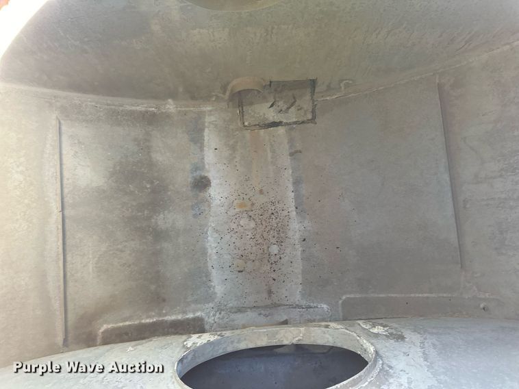 image for item DN0810 1979 Progress Industries  AT-E tank trailer