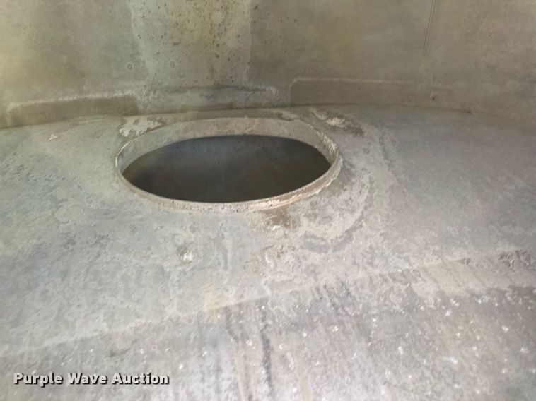 image for item DN0810 1979 Progress Industries  AT-E tank trailer