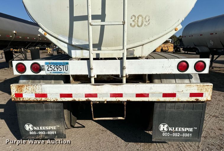 image for item DN0810 1979 Progress Industries  AT-E tank trailer