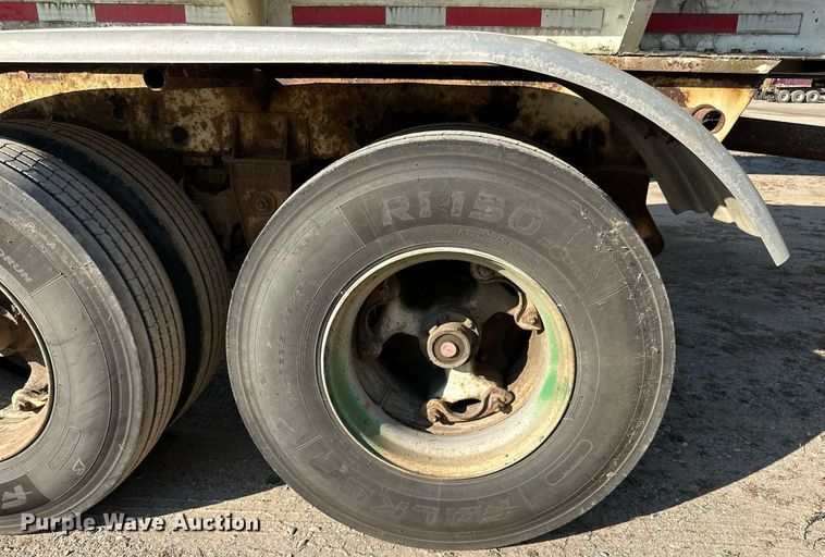 image for item DN0810 1979 Progress Industries  AT-E tank trailer