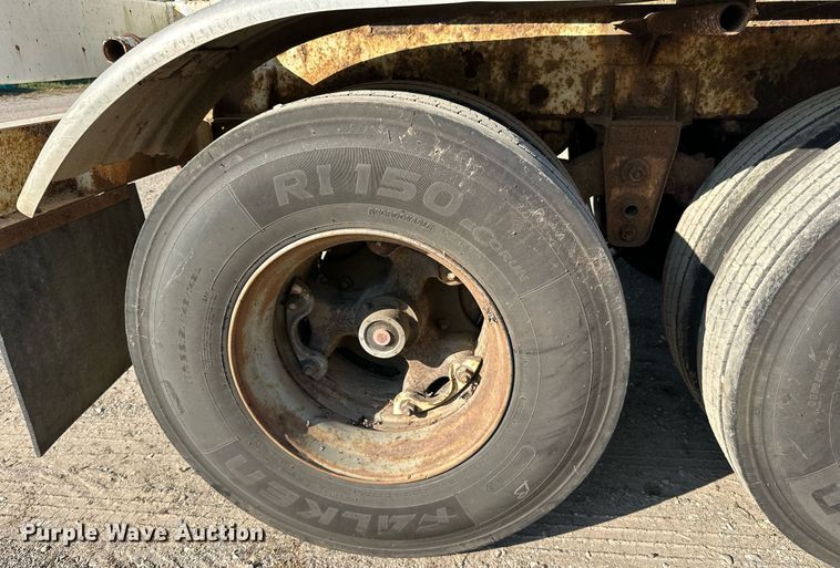 image for item DN0810 1979 Progress Industries  AT-E tank trailer