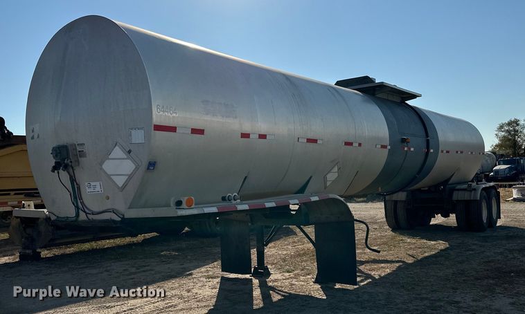 image for item DN0812 2002 Polar tank trailer
